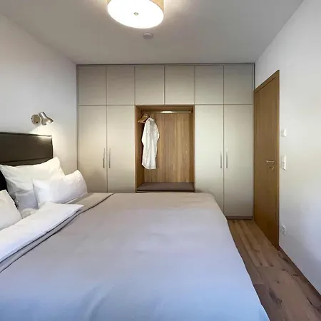 H9 Tal Mit Sauna Und Bergblick جارمش بارتنكيرشن